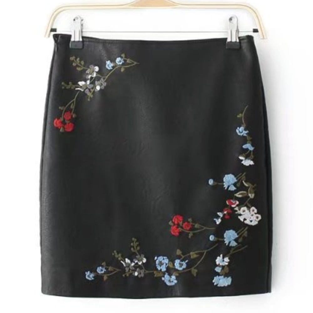 NWT HOST PICK! Embroidered Vegan Skirt - Picture 3 of 7